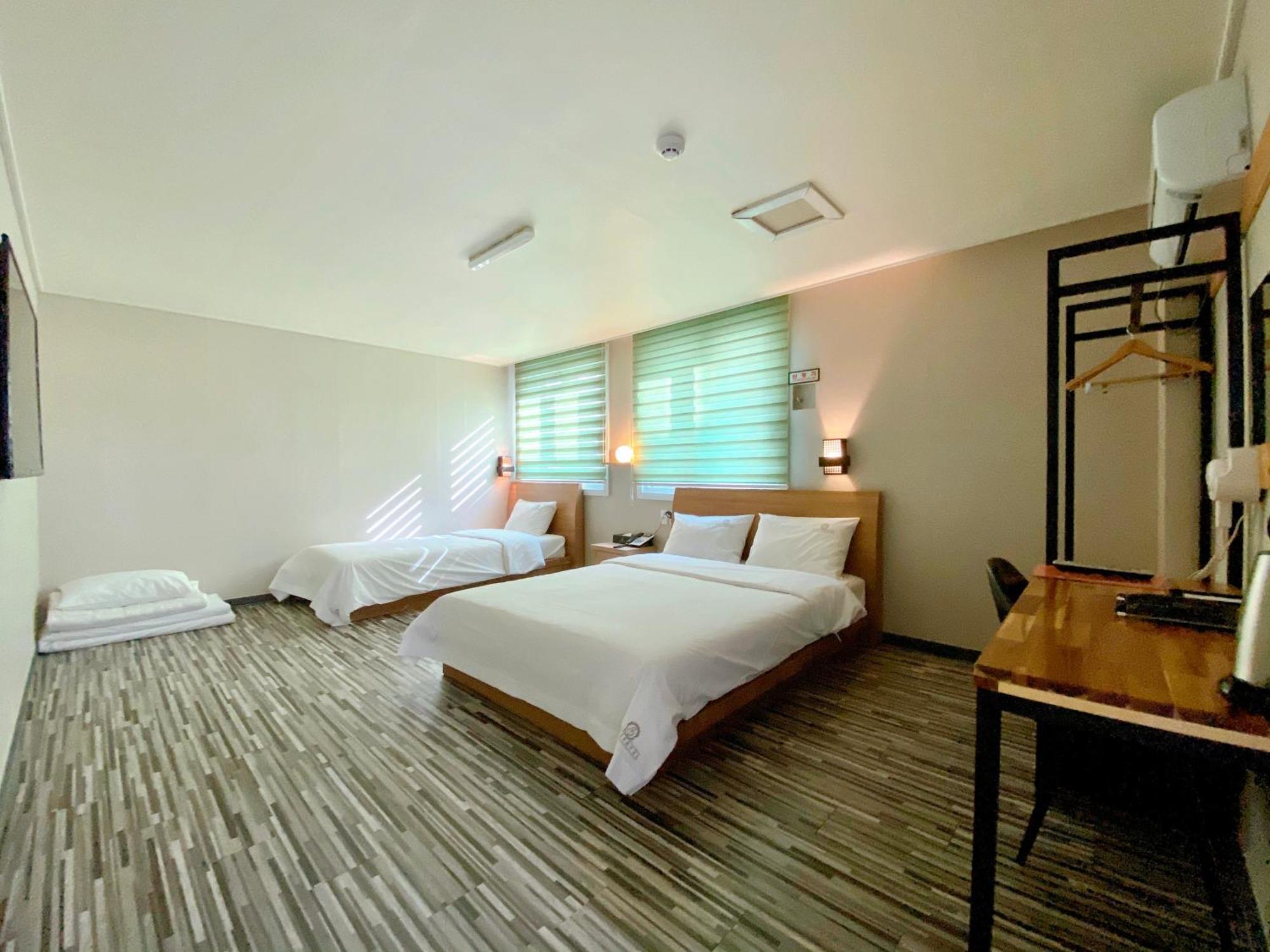 Stay Pohang Hotel Room photo
