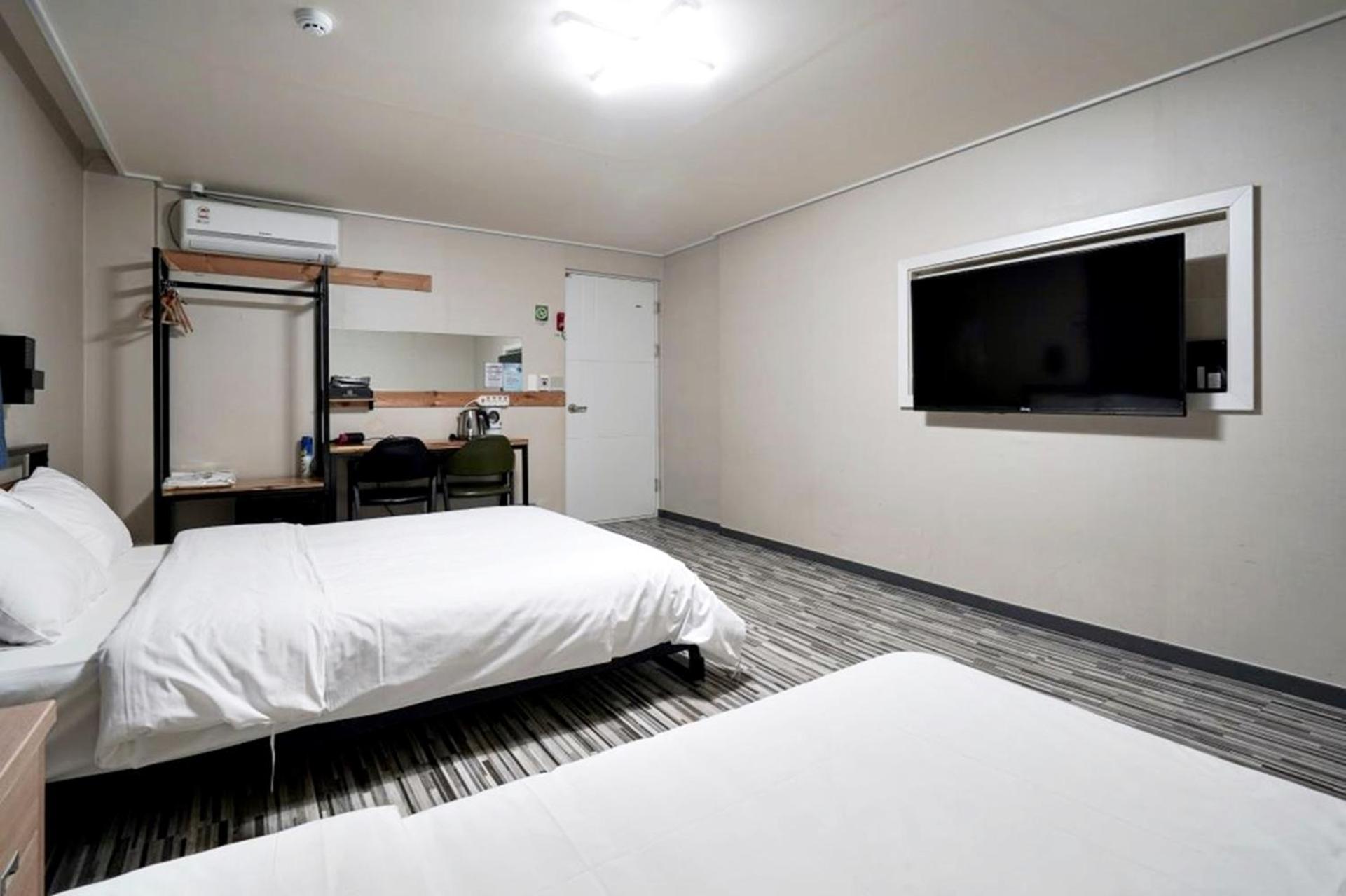 Stay Pohang Hotel Room photo