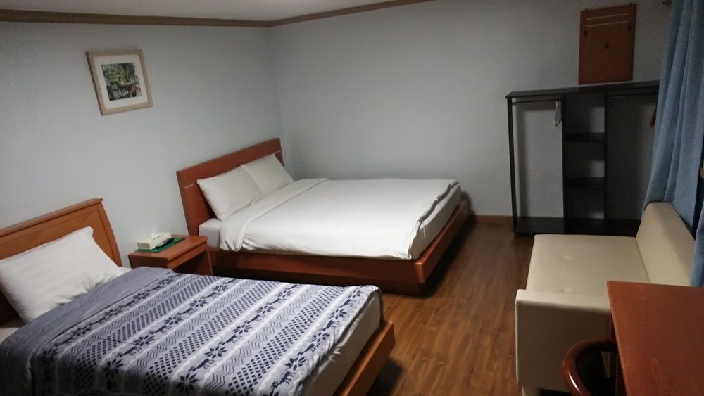 Stay Pohang Hotel Exterior photo